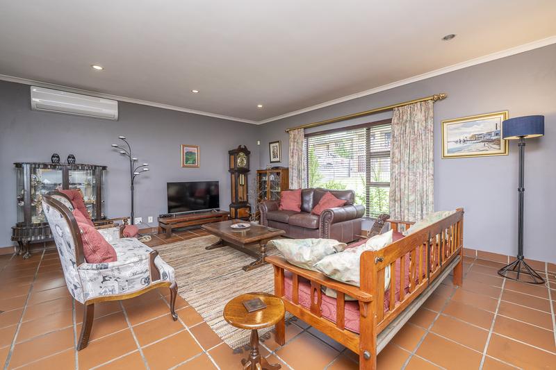 4 Bedroom Property for Sale in Chrismar Western Cape
